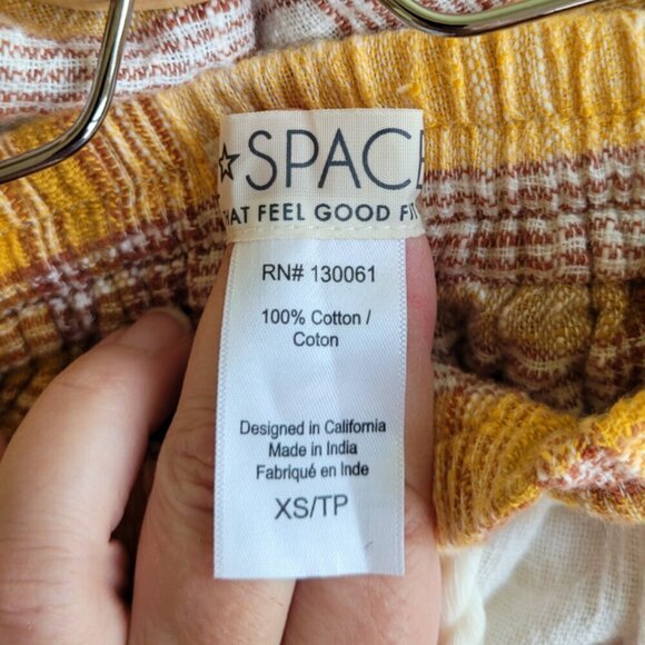 L*Space Cream Plaid Stretch-Waist Pants XS - Picture 4 of 11